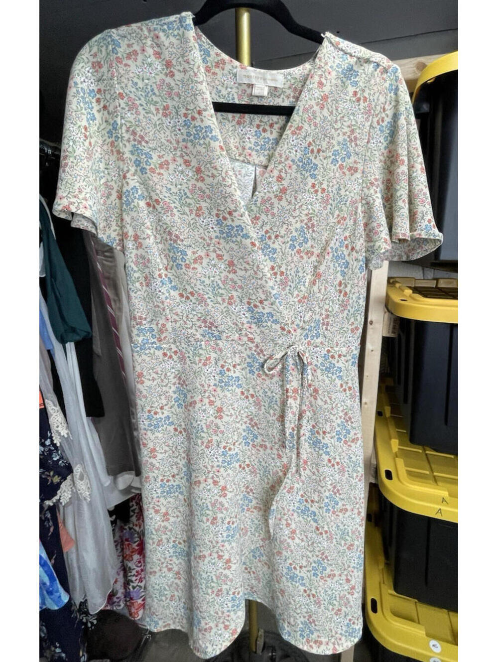Monteau Los Angeles Women’s Floral Midi Wrap Dress Short Sleeve V-Neck Size L